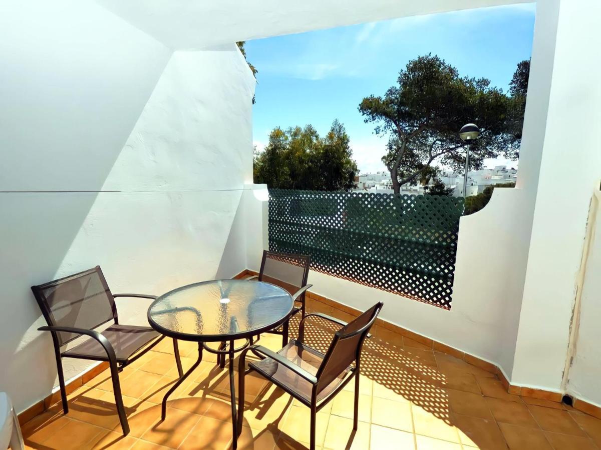 Apartamento Junto Al Mar Piscina Solo Familias Conil De La Frontera Exterior foto